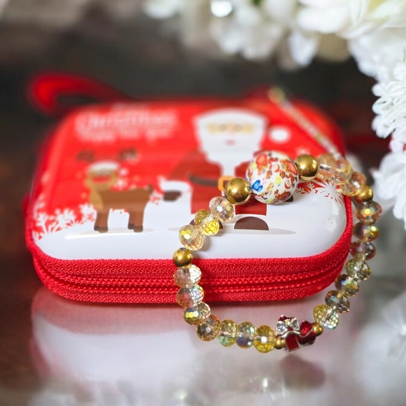 Set of two Christmas bracelets. Austrian crystals. Silicone main bead and 18k... - Picture 2 of 7